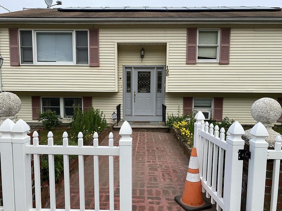 1st image of 198 Lincoln Ave