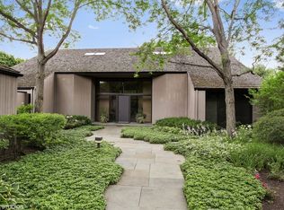 458 Brierhill Rd, Deerfield, IL 60015