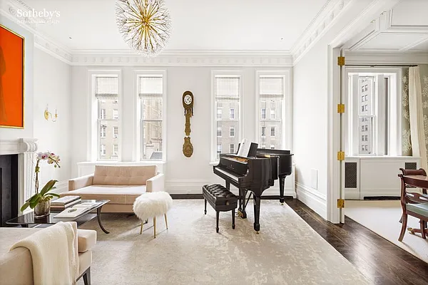 Sold by Sotheby's International Realty | media 2