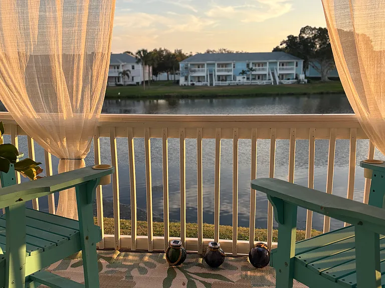190 Pompano Dr SE #C — Photo 13