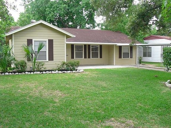 3rd image of 1521 Ebony Ln