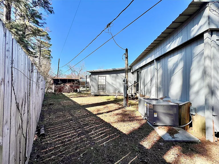 1508 Darden Dr — Photo 3