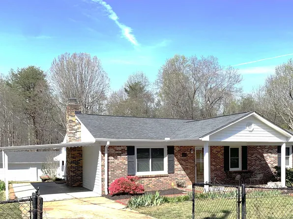 255 Clearview Cir, Travelers Rest, SC 29690