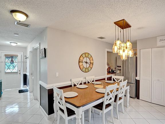4th image of 9009 NW 44th Ct