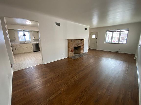 5th image of 4218 Appleton St