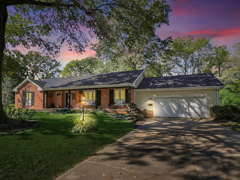 1st image of 2337 S Mayfair Avenue