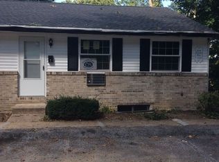 2125 Suburban Rd APT F, York, PA 17403