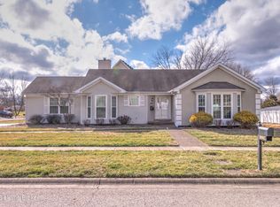 10502 Parkerwood Pl, Louisville, KY