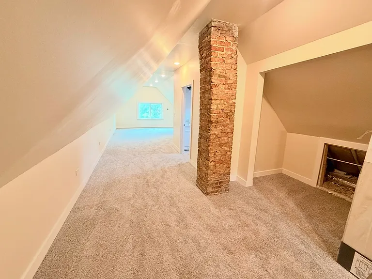 1724 W 99th St — Photo 3