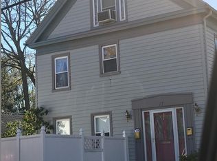 17 River St UNIT 2, Danvers, MA 01923