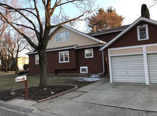 301 King Ave, Dundee, IL 60118