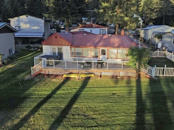 4583 Wanakiwin Dr, Loon Lake, WA 99148