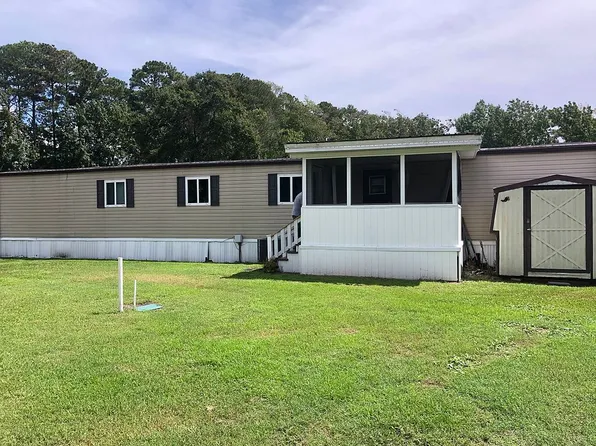 1411 Circle Dr, North Myrtle Beach, SC 29582