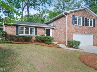 1586 Runnymeade Rd, Atlanta, GA 30319