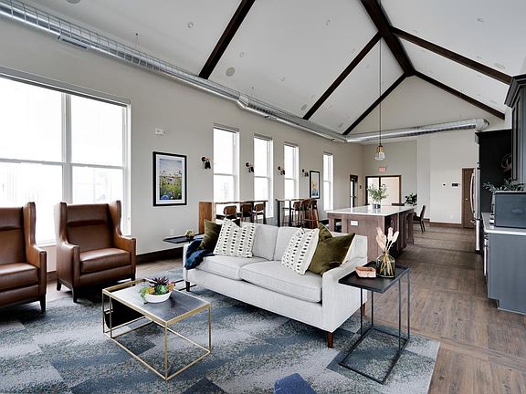 5th image of 355 Karen Pl #361-H