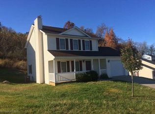 711 Paul St, Staunton, VA 24401