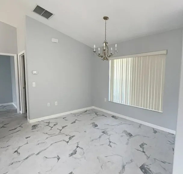2240 SW 156th Loop — Photo 2