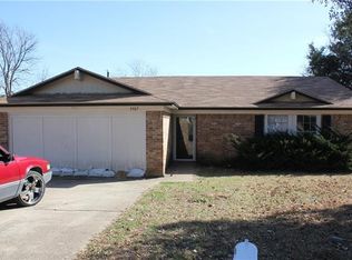 5907 Willow Branch Dr, Arlington, TX 76017