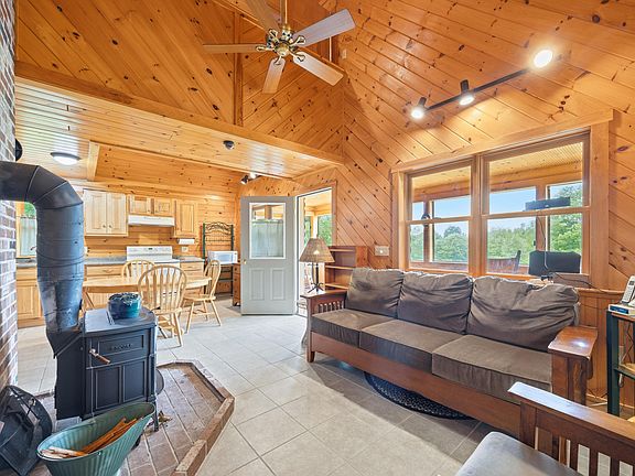 5th image of 156 Hussey Road