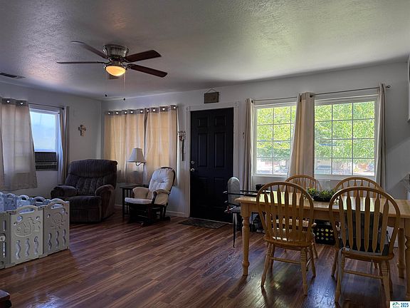 5th image of 328 Minckler Ave