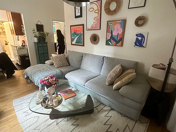 2nd image of 201 E 81st St APT 4D
