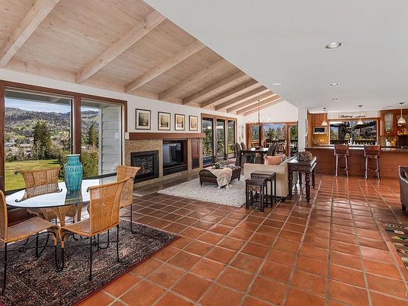 5th image of 585 Buckeye Court