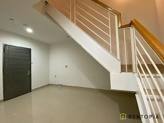Rented by Rentopia | media 9