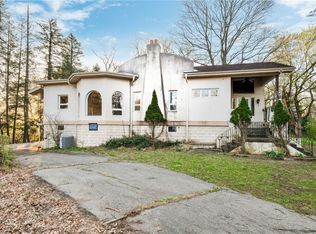 1121 McCully Dr, Pittsburgh, PA 15235