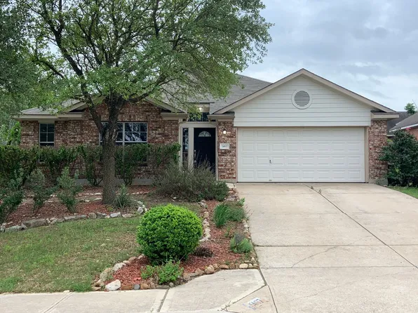 1467 Amberwood Loop, Kyle, TX 78640