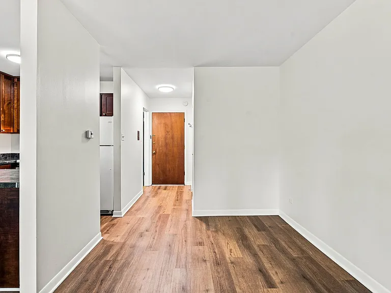 543 Burlington Ave #212 — Photo 7