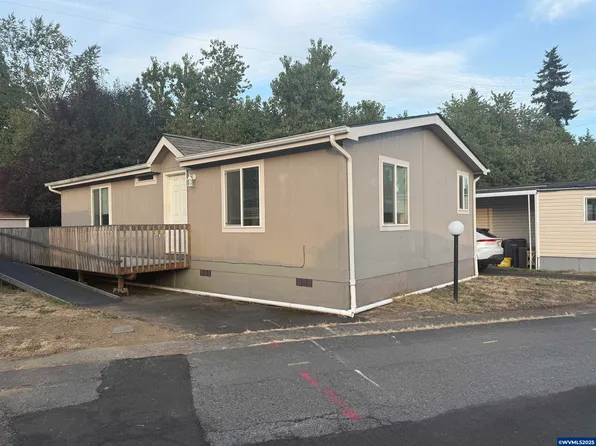 13055 SE Stark St Unit 39, Portland, OR 97233