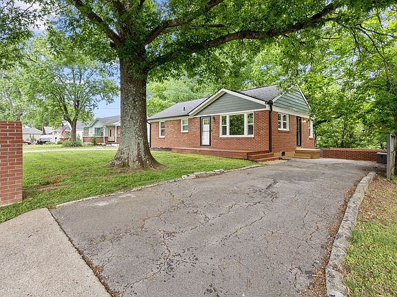 2nd image of 801 Fleming St