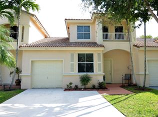 911 NW 130th Ave, Pembroke Pines, FL 33028