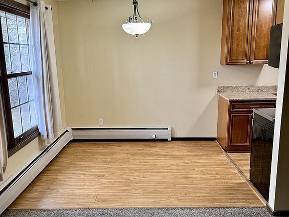 3rd image of 1006 Westbrooke Way