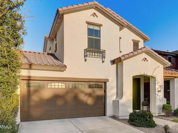 2061 S Ponderosa Drive, Gilbert, AZ 85295