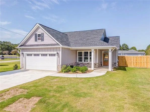 109 Forrest Ave, Cartersville, GA 30120