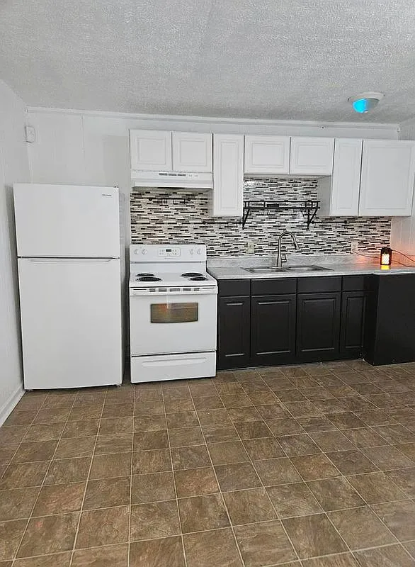2 bed, 1.0 bath, 800 sqft, $1,195 — Photo 4