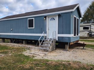 155 Med Davis Rd #6, Orange, TX 77632