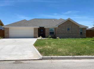 1938 Chesney Ln, San Angelo, TX 76904