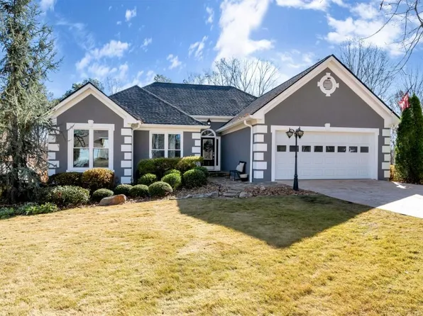 6227 Germantown Dr, Flowery Branch, GA 30542