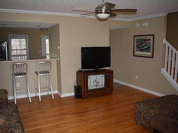 5th image of 1302 S Cobble Creek Cir