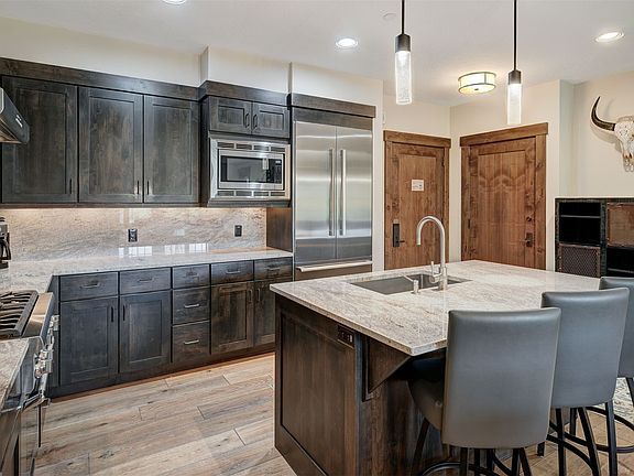 3rd image of 610 Columbine Road UNIT 6207