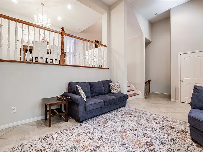 6251 Pacific Pointe Dr #17 — Photo 6