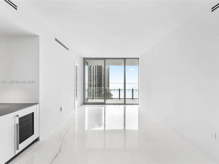 300 Biscyane Boulevard Way #1202 — Photo 4