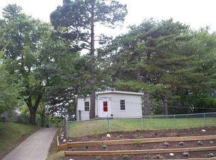 3720 N 41st St, Omaha, NE 68111