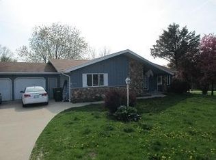 W3061 E Gate Dr, Watertown, WI 53094
