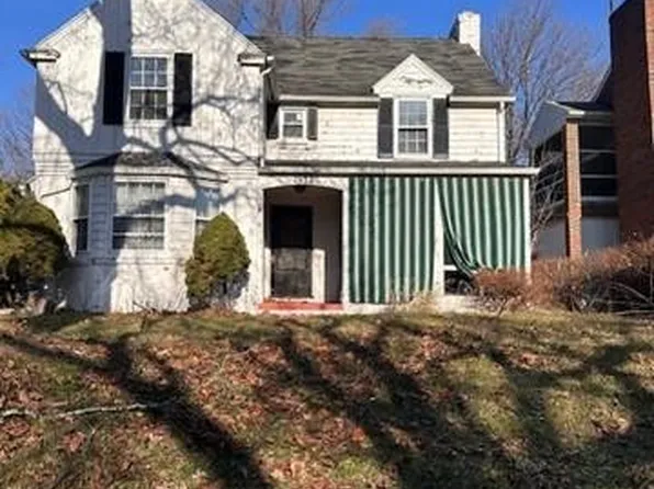 1932 N Cove Blvd, Toledo, OH 43606