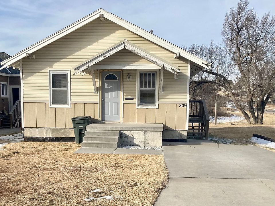 1st image of 809 9th Ave
