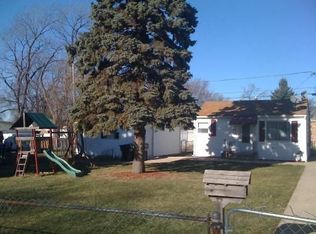 2604 W 97th Pl, Evergreen Park, IL