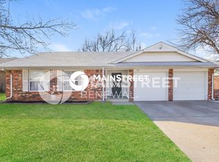 721 Howard Ct, Edmond, OK 73003